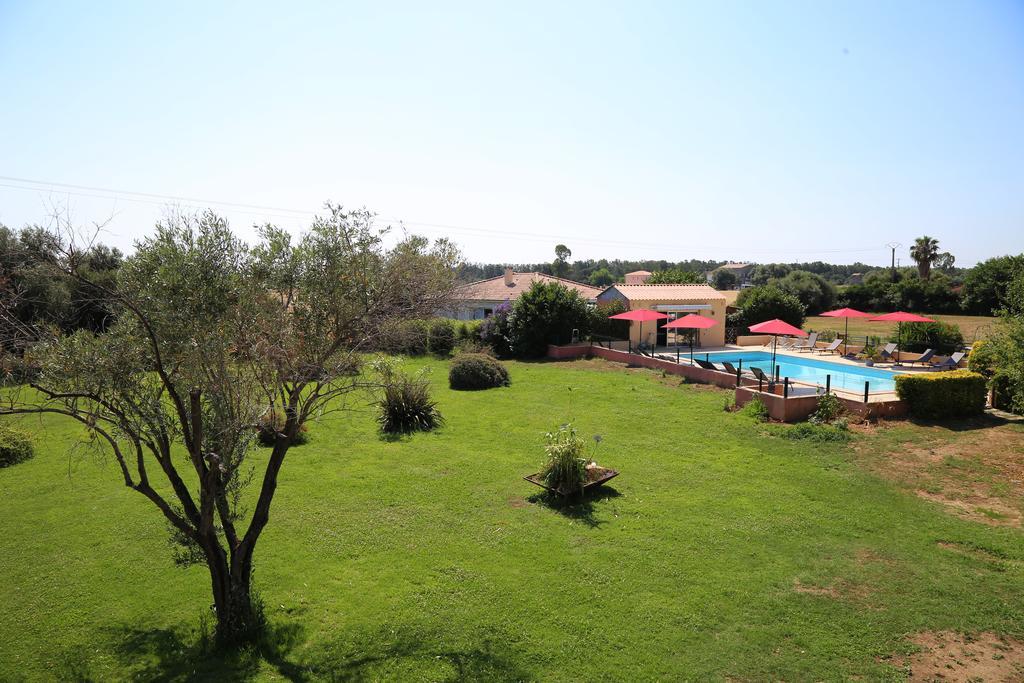 Hotel Les Jardins Lucciana  Exterior foto