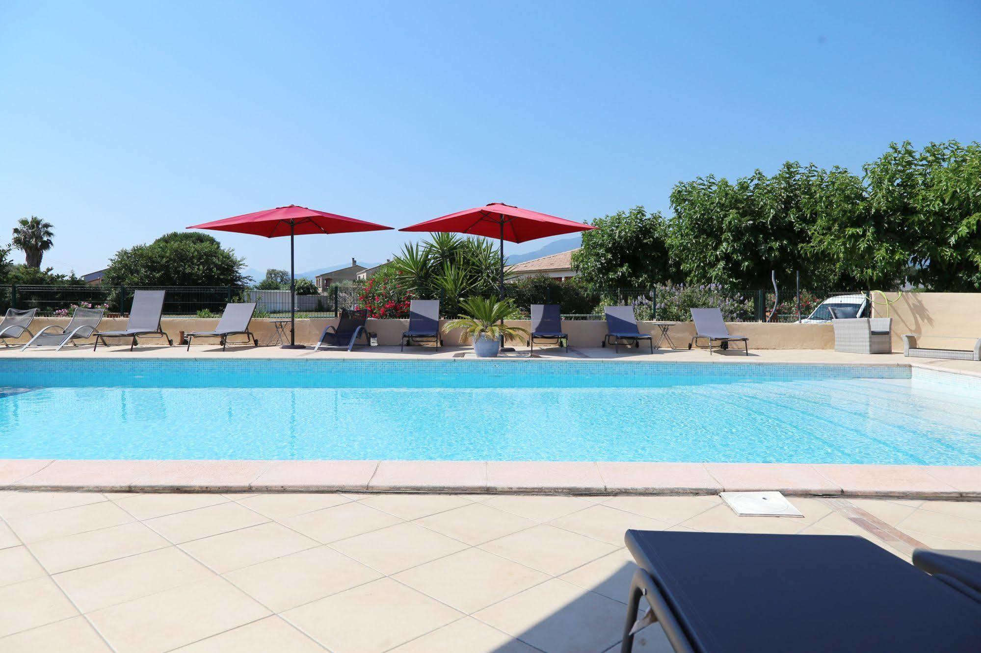 Hotel Les Jardins Lucciana  Exterior foto